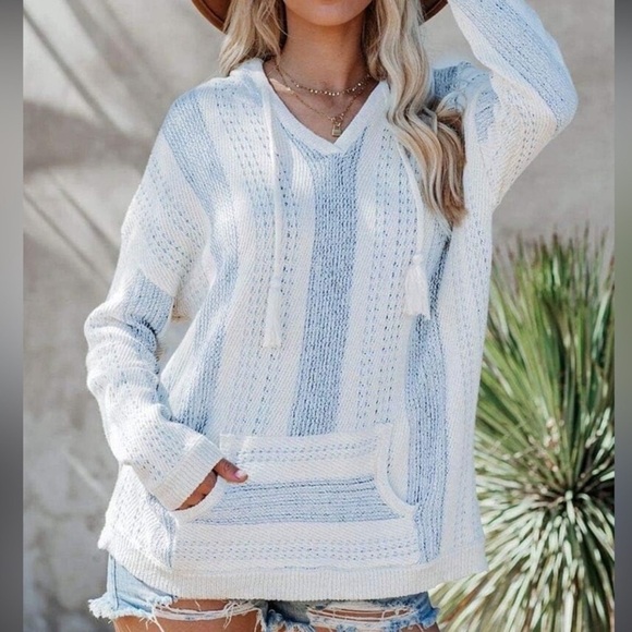 One Grey Day Soft Striped Hooded Pullover Sweater NWT - Picture 1 of 12